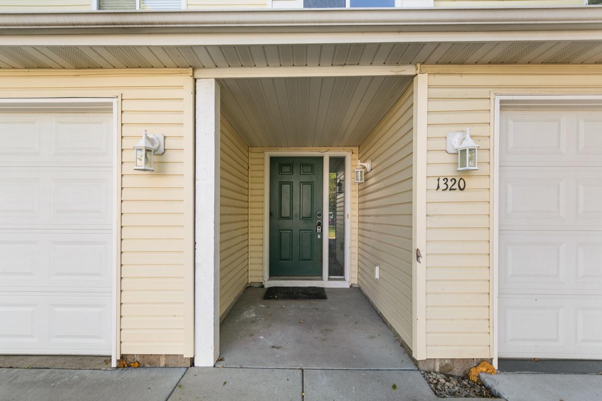 Willow Trl, Farmington, MN 55024