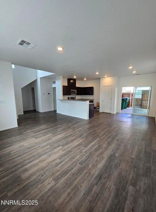 9615 Nautical Mile Rd, Reno, NV, 89506-8826 | Card Image