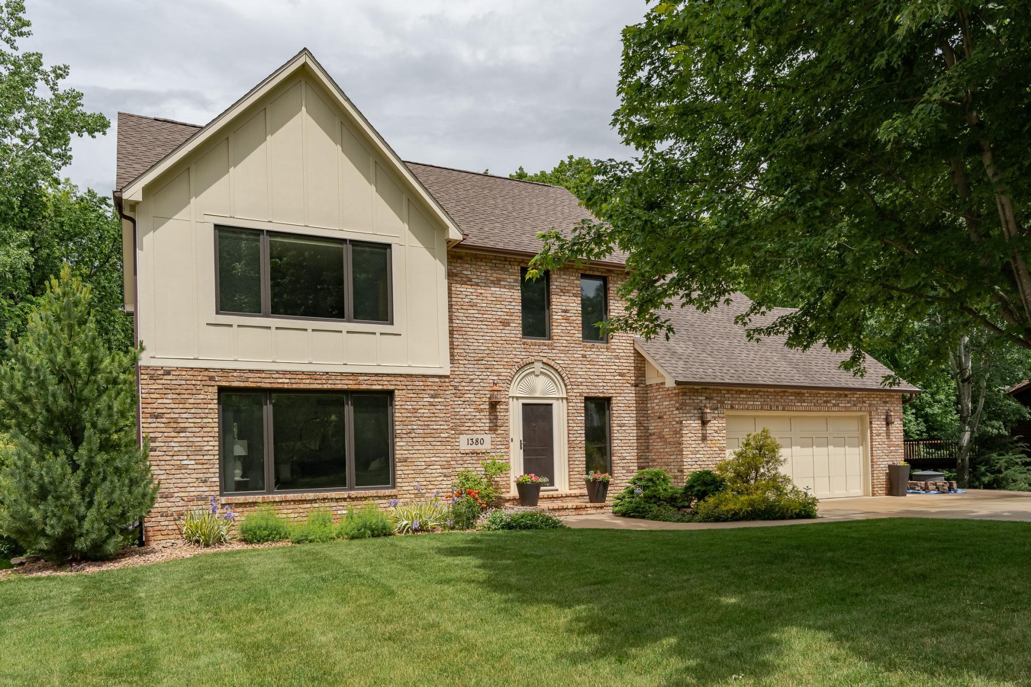 Woodland Dr, Rochester, MN 55902