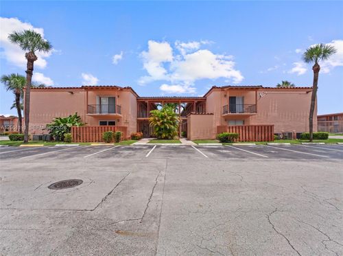 g3-7220 Fairway Dr, Miami Lakes, FL, 33014 | Card Image