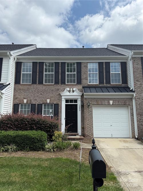 12039 Windy Rock Way, Charlotte, NC, 28273-3646 | Card Image