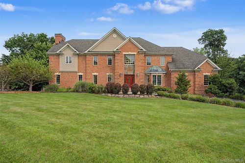 22 Bennington Dr, Highland Mills, NY, 10930-2522 | Card Image