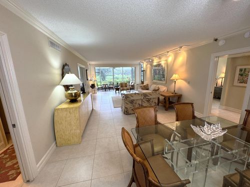 106-625 Oaks Dr, Pompano Beach, FL, 33069-3754 | Card Image