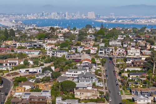 4328 Piedmont Dr, San Diego, CA, 92107-4135 | Card Image