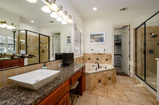 588 Lakepoint Loop, House other with 3 bedrooms, 3 bathrooms and null parking in Pottsboro TX | Image 24