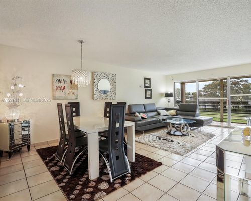 m301-8320 Sands Point Blvd, Tamarac, FL, 33321-3821 | Card Image