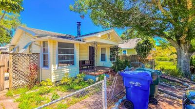 616 2 Nd Avenue Nw, House other with 2 bedrooms, 2 bathrooms and null parking in Largo FL | Image 1