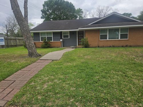 1518 Lawrence St, Rosenberg, TX, 77471-4639 | Card Image