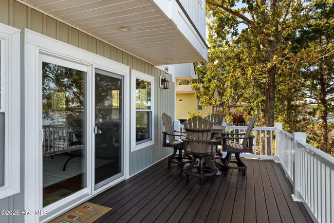 Rear Deck | Image 10