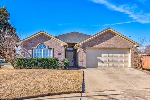 4914 Brazoswood Cir, Arlington, TX, 76017-1094 | Card Image