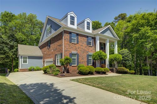 9810 Daufuskie Dr, Charlotte, NC, 28278-9038 | Card Image