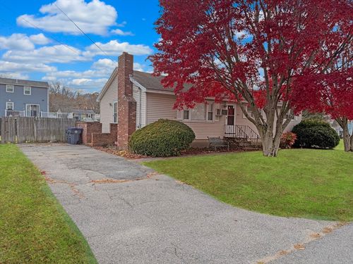 49 Golf Ave, Methuen, MA, 01844-6221 | Card Image