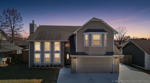 4413 Oakland St, Broken Arrow, OK, 74012-9123 | Card Image