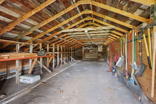 Interior chicken coop | Image 54