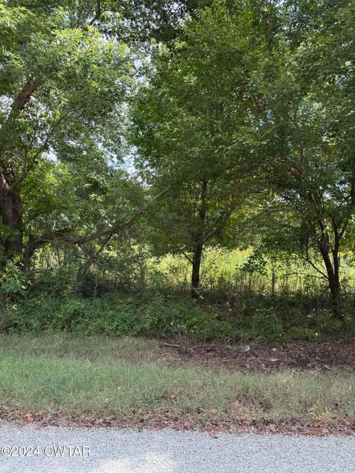 333 Charlie Lewis Rd, Trenton, TN, 38382 | Card Image