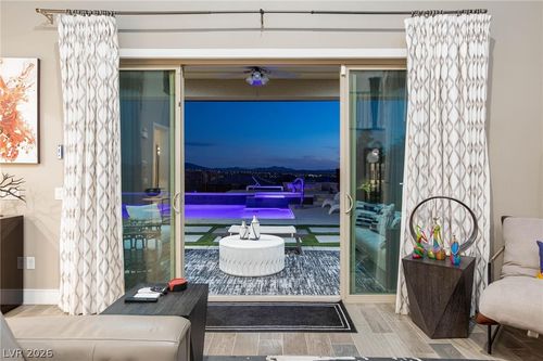 2153 King Crest Ct, Henderson, NV, 89052-4576 | Card Image