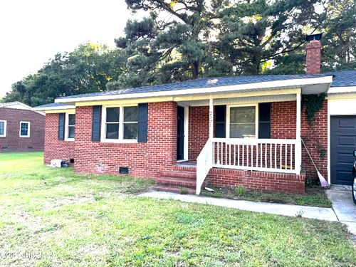 2521 Country Club Rd, Jacksonville, NC, 28546-8050 | Card Image