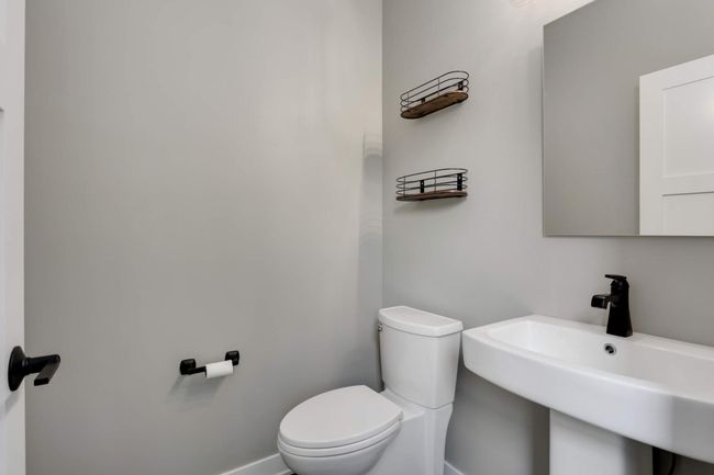 15590 Duck Trail Ln, Townhouse with 4 bedrooms, 4 bathrooms and null parking in Apple Valley MN | Image 24