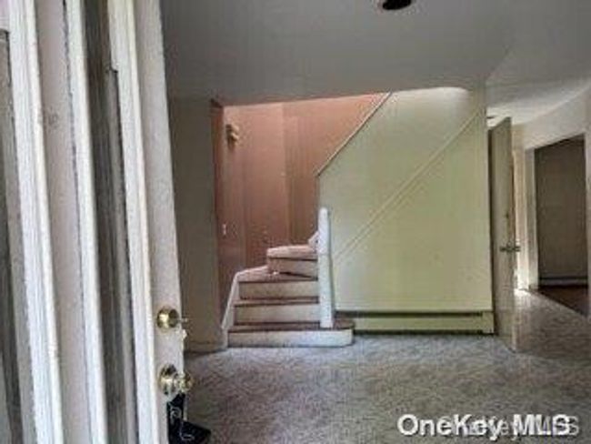 21 Hemingway Dr, House other with 5 bedrooms, 3 bathrooms and null parking in Dix Hills NY | Image 8