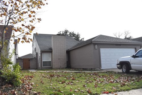 8903 Kalewood Dr, Houston, TX, 77099-1524 | Card Image