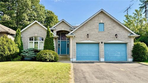 4 Orchard Cres, Waterford, ON, N0E1Y0 | Card Image