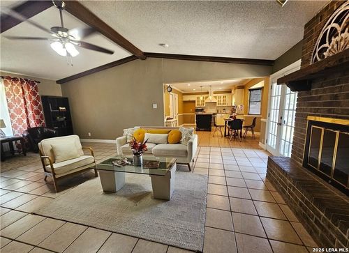 1648 Eastwood Dr, Seguin, TX, 78155-5220 | Card Image