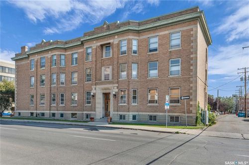 14-2201 14th Ave, Regina, SK, S4P0X9 | Card Image