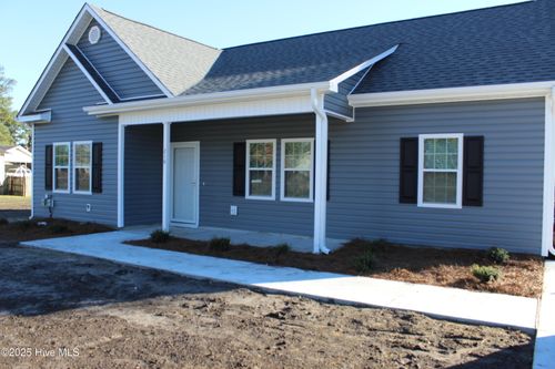 216 W Charity Rd, Rose Hill, NC, 28458-1008 | Card Image