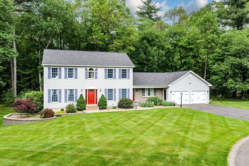 19 Overlook Dr, Wilbraham, MA, 01095-1923 | Card Image