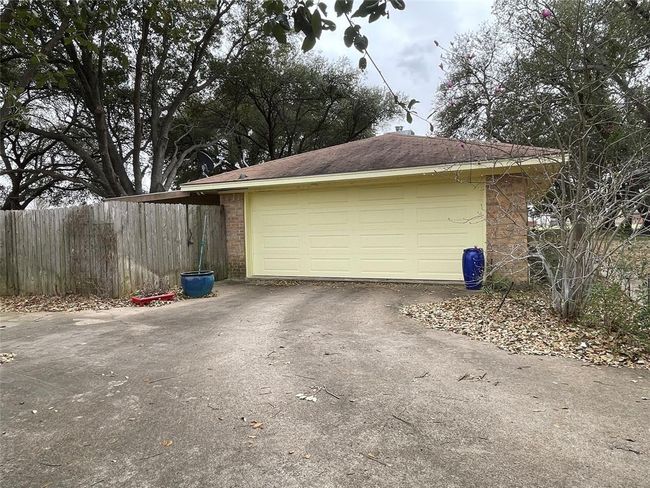 Side Entry Garage | Image 24