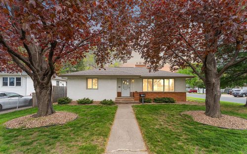 202 Ash St W, South Saint Paul, MN, 55075-3409 | Card Image