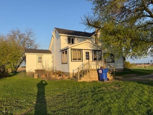 2425 E Roggy Rd, Ithaca, MI, 48847-9555 | Card Image