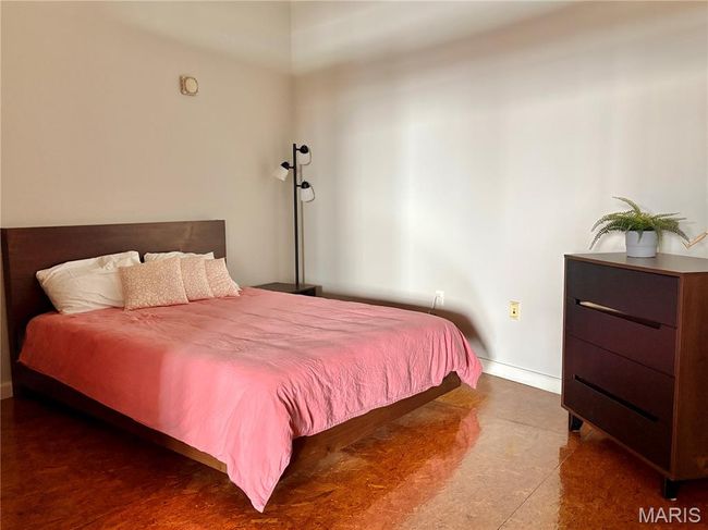 Bedroom with baseboards | Image 14