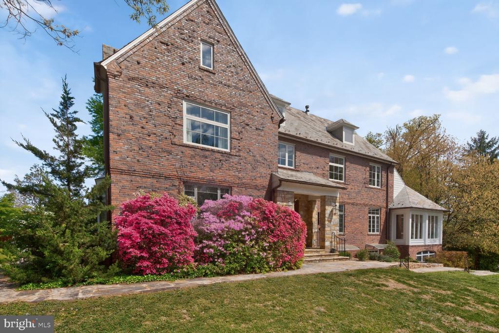 Residential Lease in ARLINGTON 2