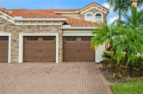 8915 Della Scala Cir, ORLANDO, FL, 32836-5406 | Card Image