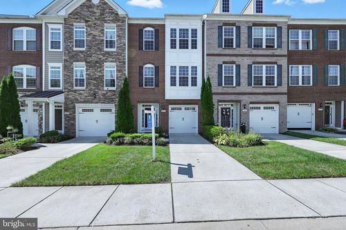 4905 Forest Pines Dr, UPPER MARLBORO, MD, 20772-2686 | Card Image