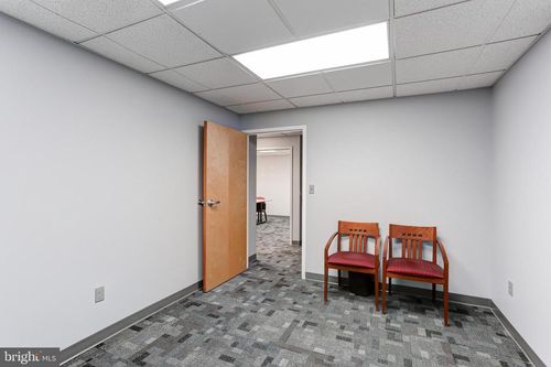 204-1525 Cedar Cliff Dr, CAMP HILL, PA, 17011-7707 | Card Image