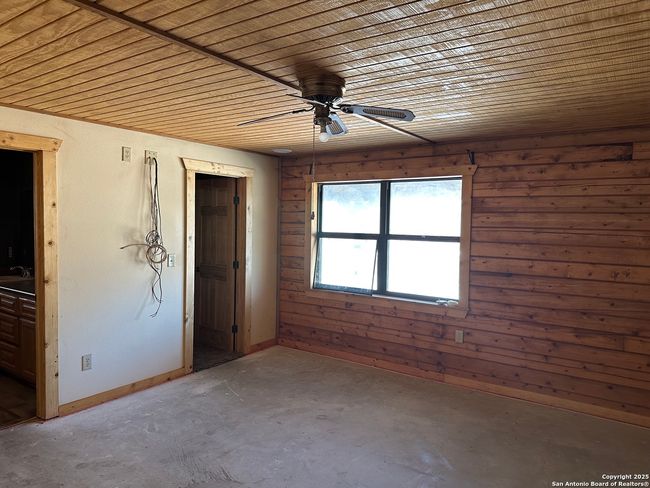 4500 Hickory Forrest Dr, House other with 2 bedrooms, 2 bathrooms and null parking in Seguin TX | Image 10