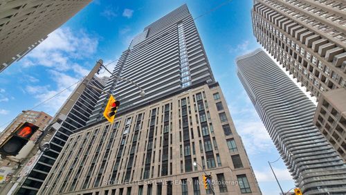 310-955 Bay St, Toronto, ON, M5S0C6 | Card Image