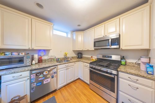 g-1020 Chestnut St, Newton, MA, 02464-1139 | Card Image