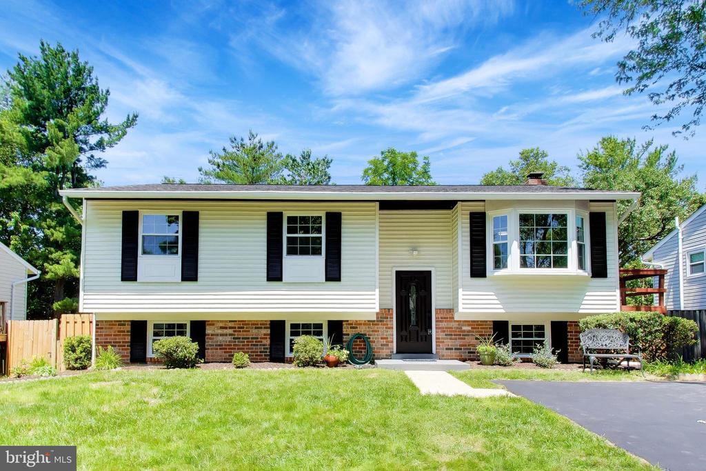 Residential in ROCKVILLE 3