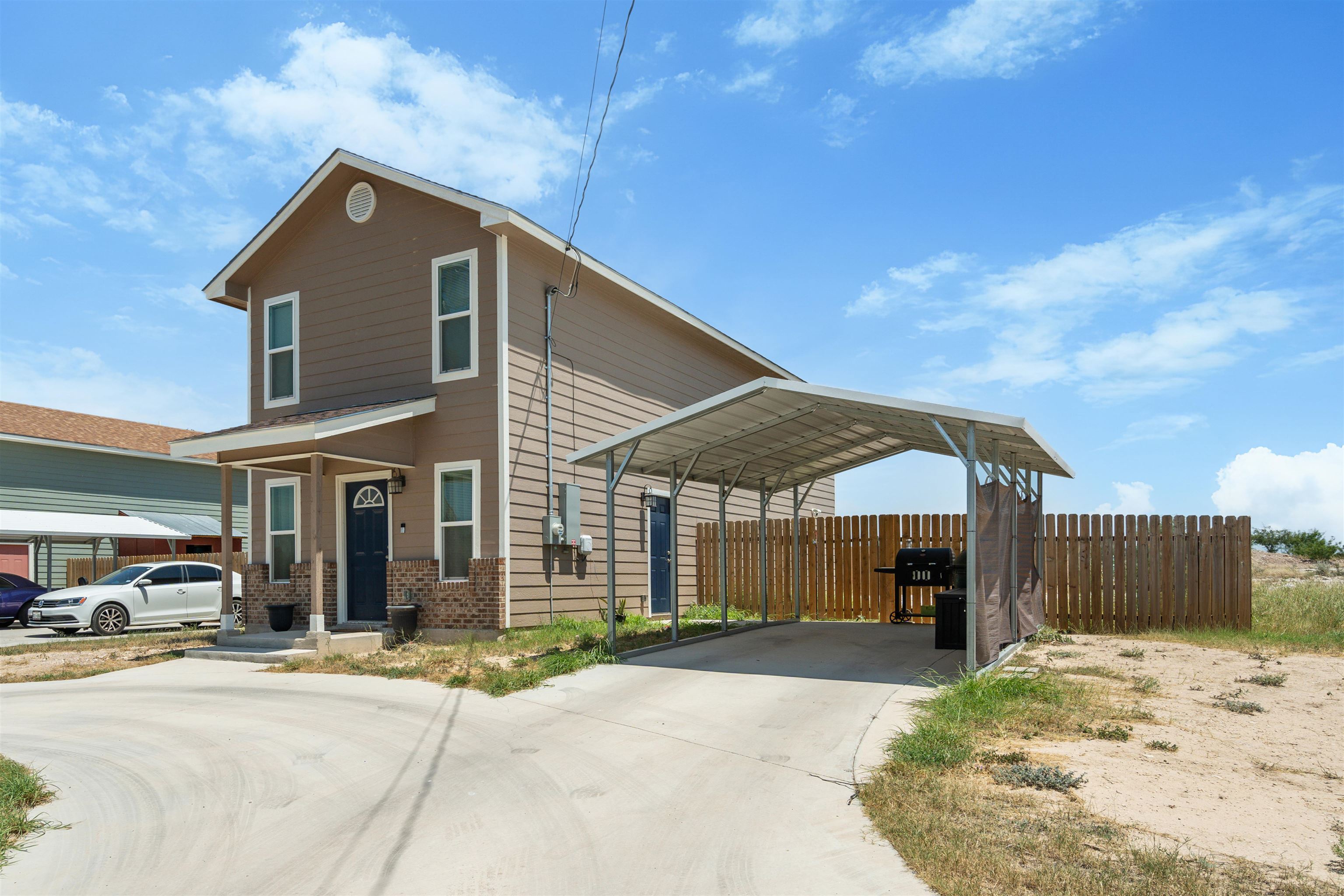 Residential in Del Rio 3
