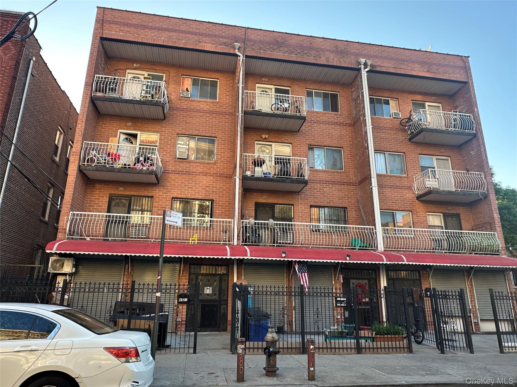 Commercial Sale in New York 2