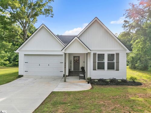 404 Burrell St, Pendleton, SC, 29670-1645 | Card Image
