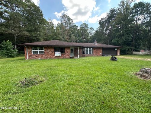 135 Sam Mitchell Rd, Picayune, MS, 39466-7954 | Card Image