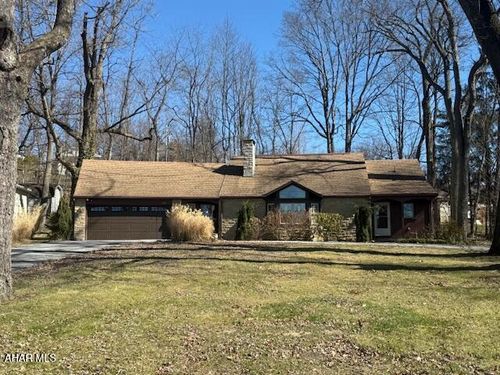 322 Pennsylvania St, Altoona, PA, 16602-1149 | Card Image