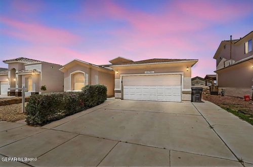 13981 Flora Vista Ave, El Paso, TX, 79928-2318 | Card Image