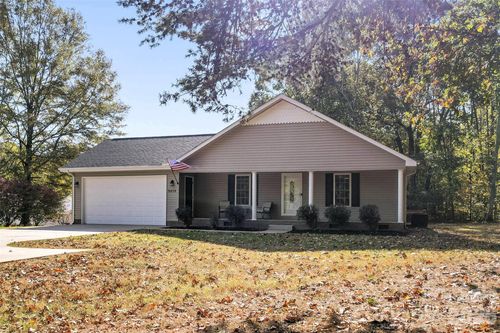 8450 Red Rd, Rockwell, NC, 28138-8560 | Card Image