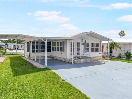 35045 Cynthia Ave, ZEPHYRHILLS, FL, 33541-7345 | Card Image