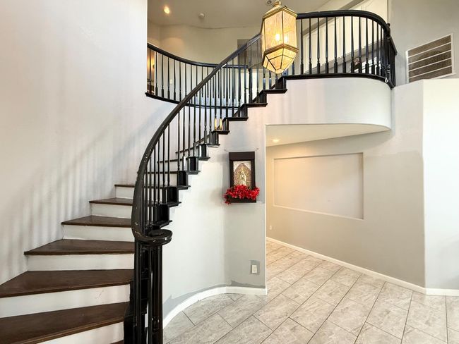 737 Blausanne Ln, House other with 6 bedrooms, 4 bathrooms and null parking in Manteca CA | Image 4